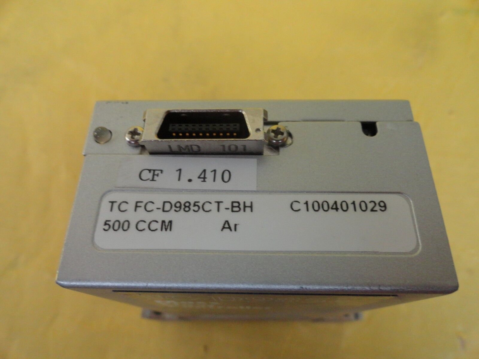 Aera FC-D985CT-BH Mass Flow Controller FC-D985C 500 SCCM Ar Used